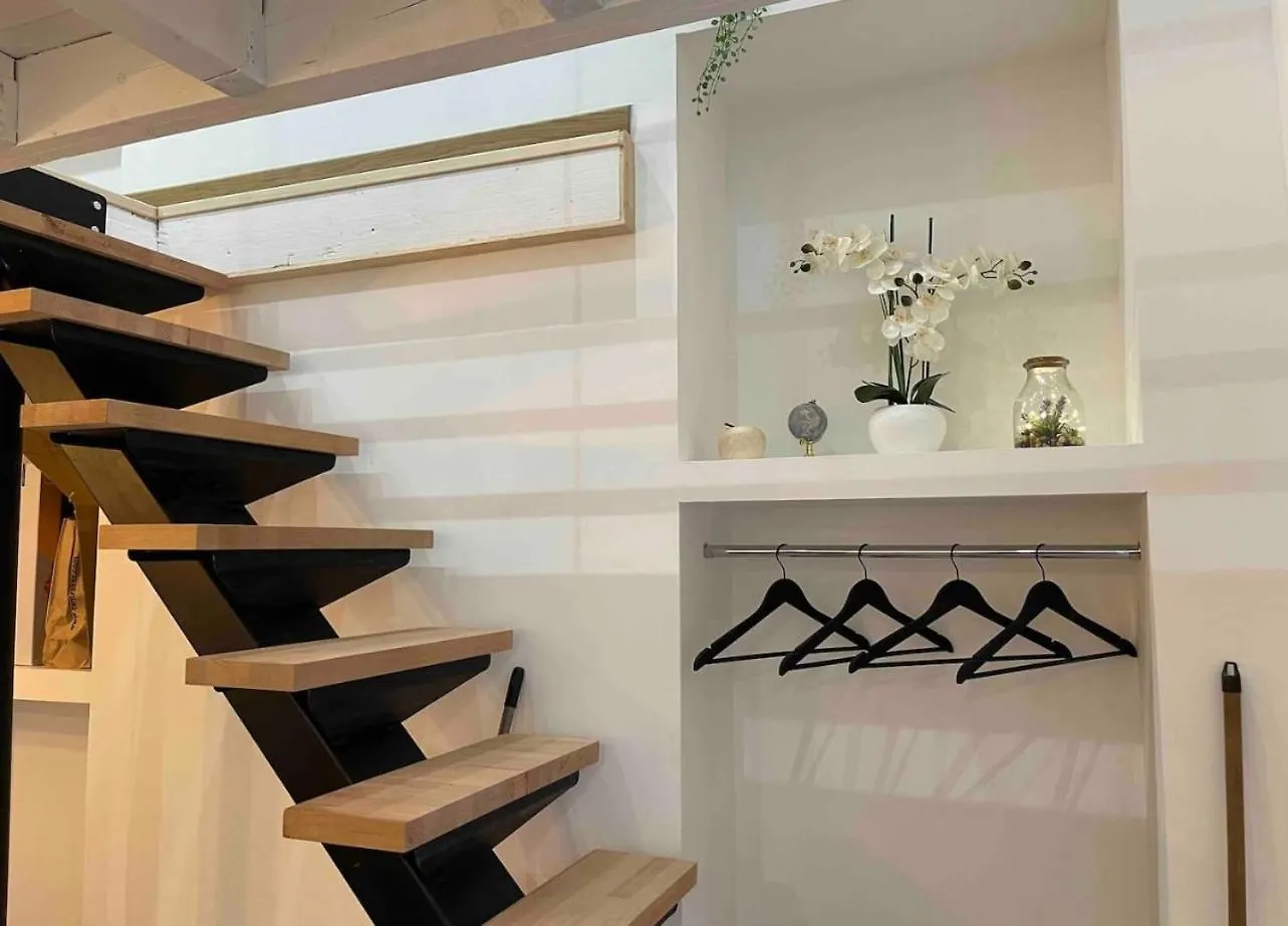 Le Duplex - Gare / Tram / Netflix Apartment Fontaine